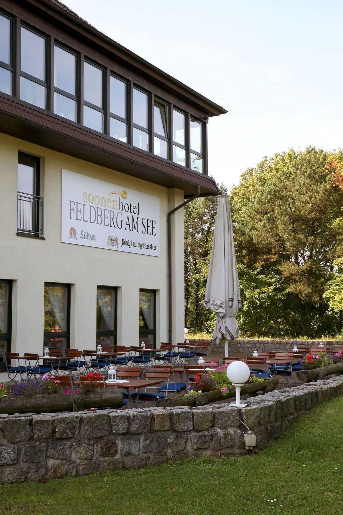 Sonnenhotel Feldberg Am See Mit Schwimmbad, Sauna Und Dampfbad Feldberger Seenlandschaft Exterior photo